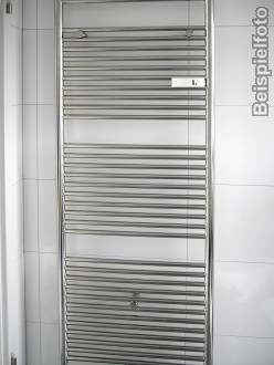 Individueller Badheizkrper Halter / Befestigung